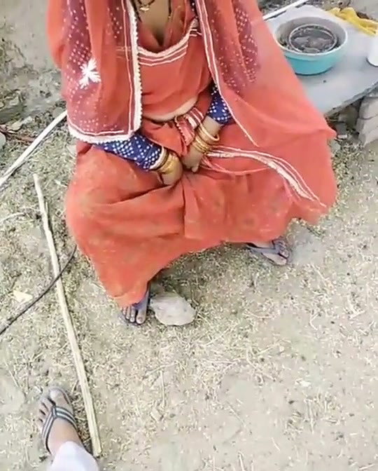 bhabhi showing her boobs Blowjob outside the house