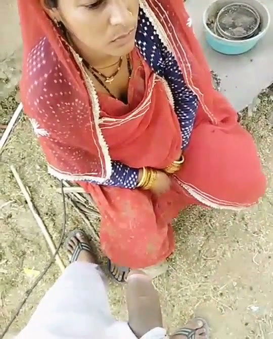 bhabhi showing her boobs Blowjob outside the house