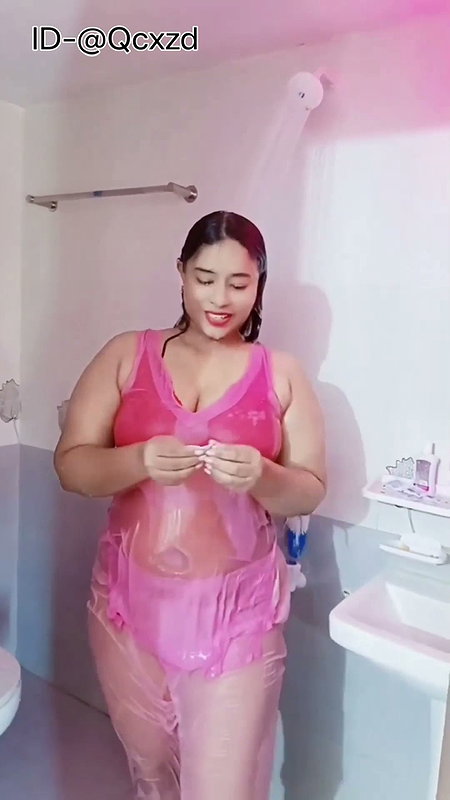 Bangladesi Youtuber Ruhana