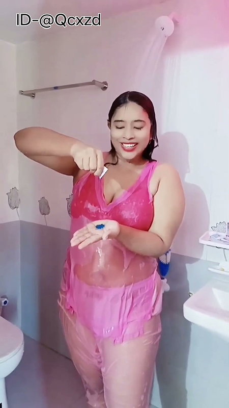 Bangladesi Youtuber Ruhana