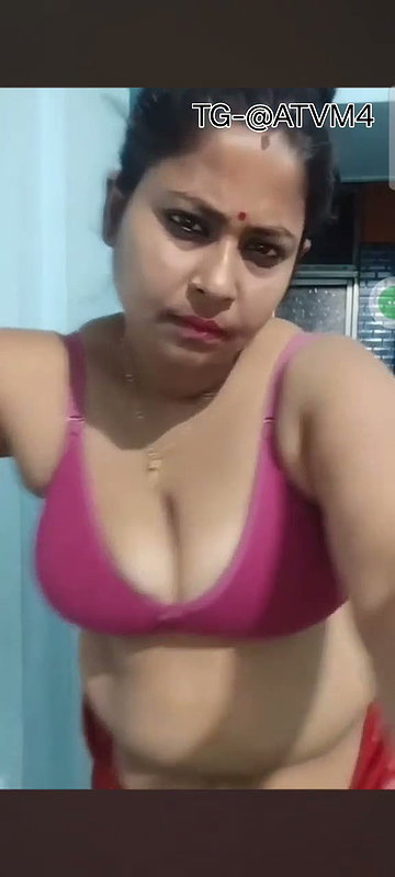 Youtuber Shefali Das