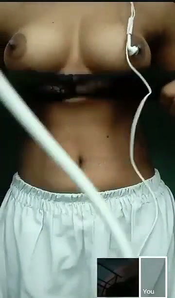 Girl showing her nude body to bf shekhar in video call