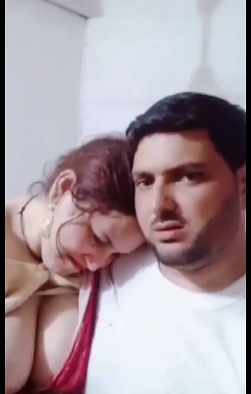 Bhaiya show bhabhi huge boobs