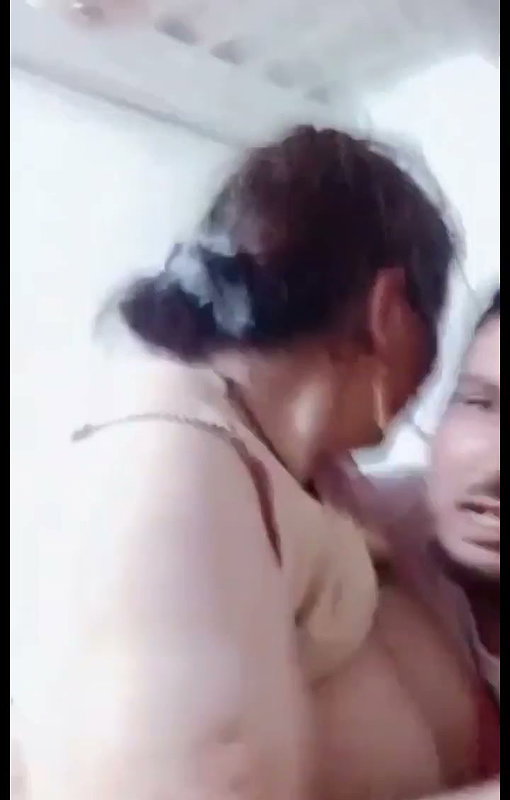Bhaiya show bhabhi huge boobs