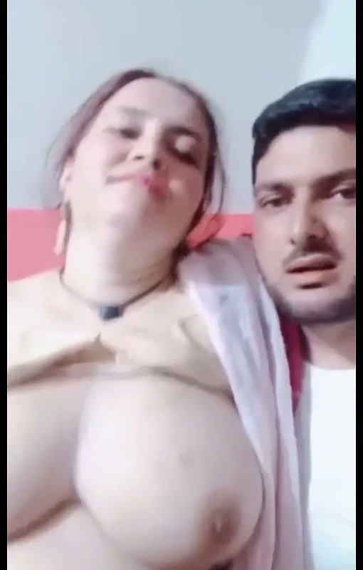 Bhaiya show bhabhi huge boobs