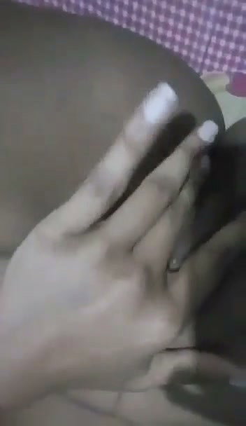 Sexy Horny Girlfriend Showing boobs pink pussy