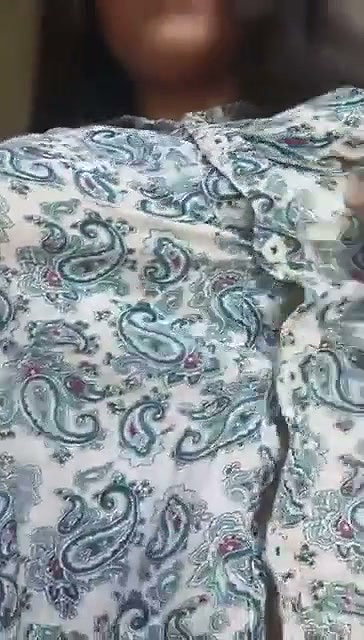 Kochi unmarried girl showing big boobs and pussy