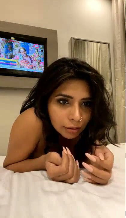 Indian sexy girl nude dance talking