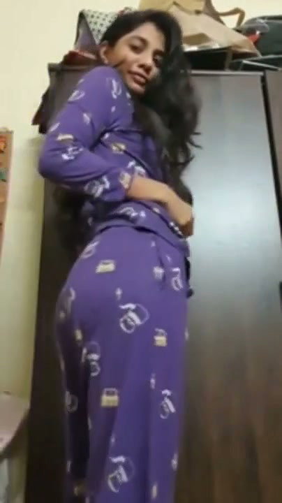 Hot sexy girl undress show her beauty body