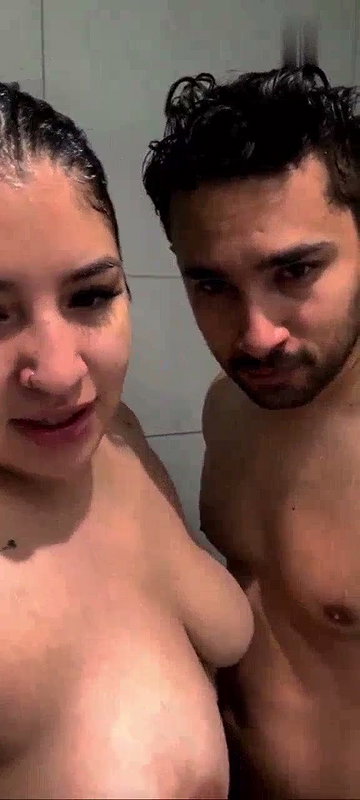 Horny Couple Enjoying In Bathroom
