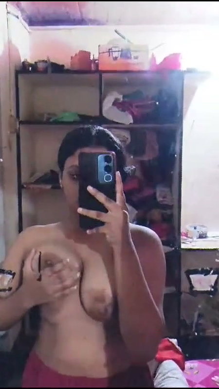 Hot sexy girl showing her pussy