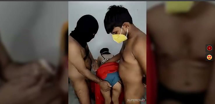 Indian bhabhi01 Stripchat Model Threesome Show