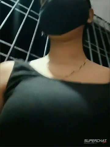 Neha 18 Stripchat Indian Girl Pussy Fingring Outside Balcony New Video