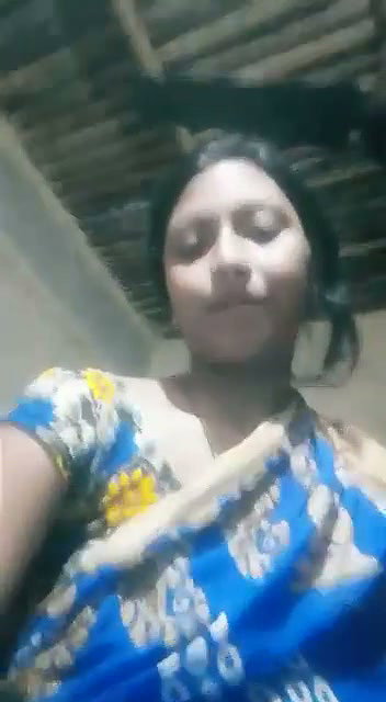 boudi showing her sexy pussy