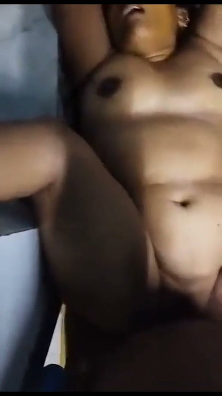 Tamil bhabhi showing nude