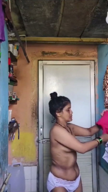 Aunty taking bath