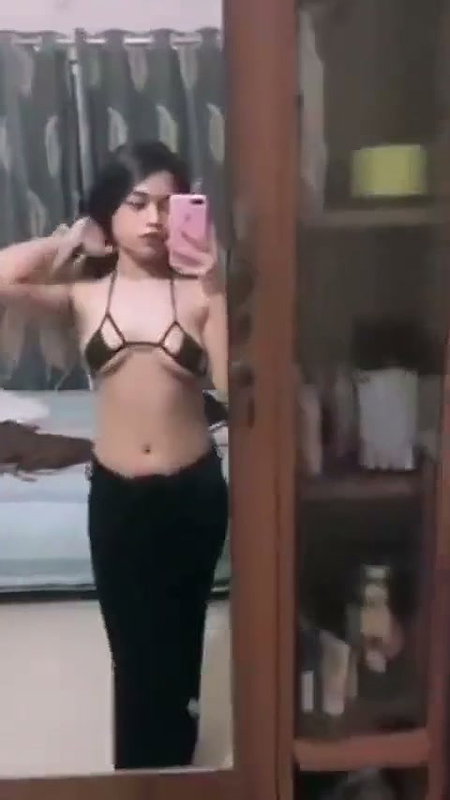 insta girl nude show