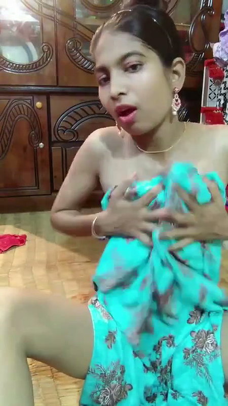 dehati ladki ne chut ragdi