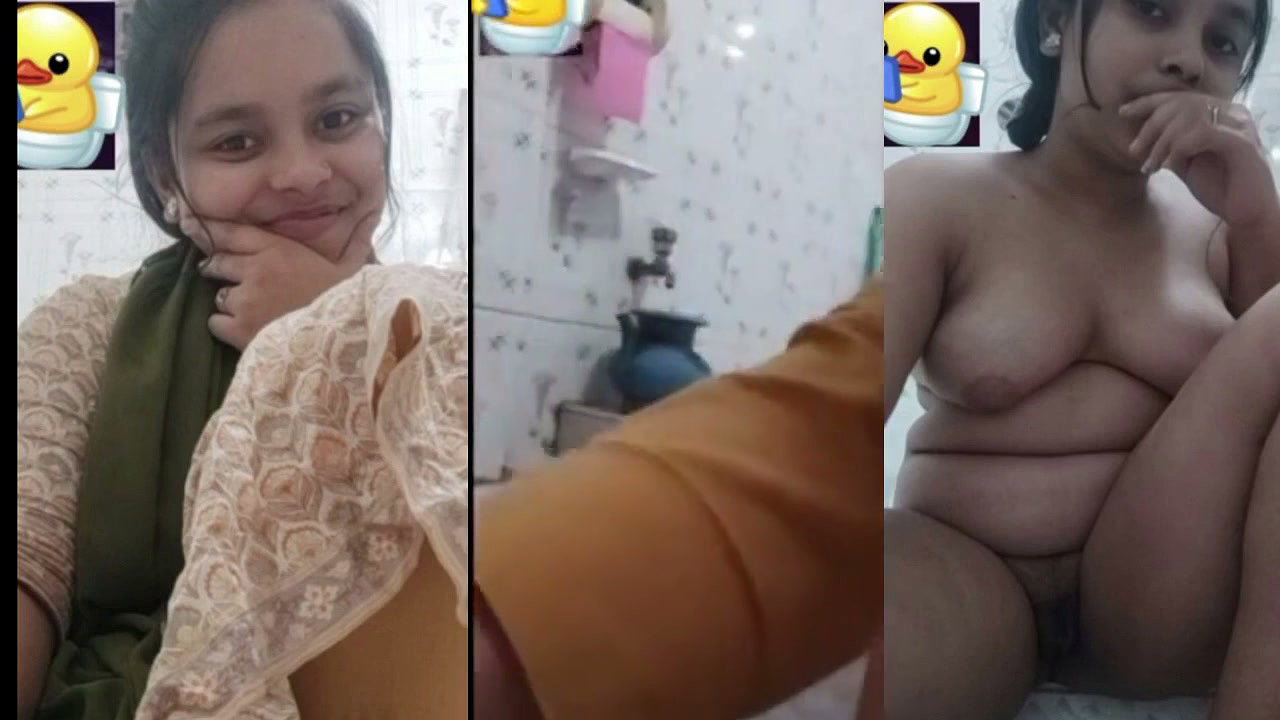 Sexy hot girl showing her nude body in bathroom