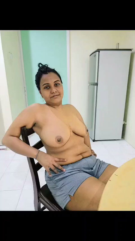 Bhabhi Blowjob on bf dick