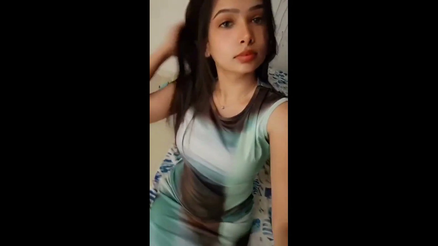 Beautiful Girl Showing Teasing Pussy Rubbing Slapping Her Ass