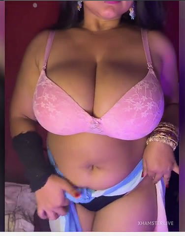 Stripchat Model Boobs Show 2