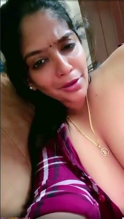 Beautiful Indian Boobs Show On Call