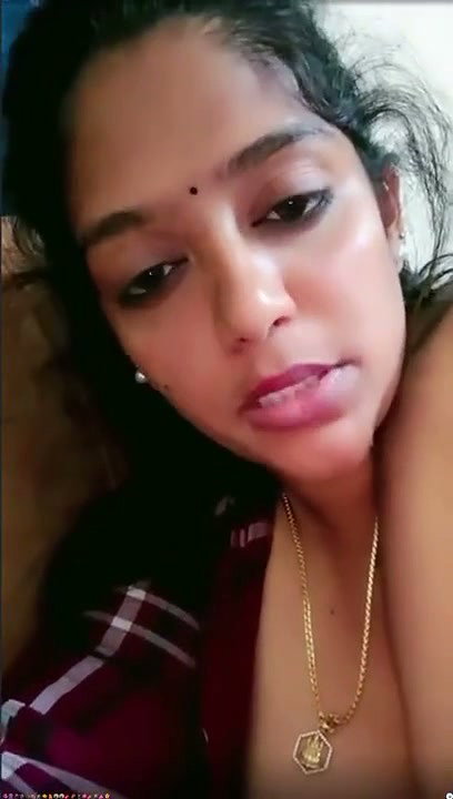 Beautiful Indian Boobs Show On Call