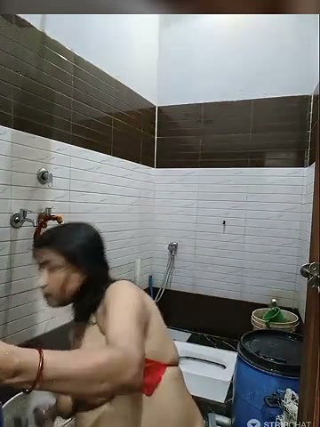 Indian Stripchat Priyadiwani Boobs Massage