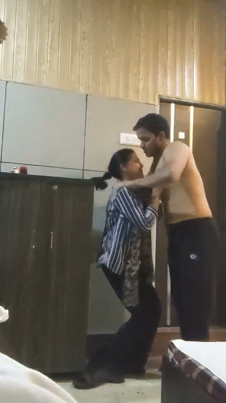 Desi babe got facefucked by bf