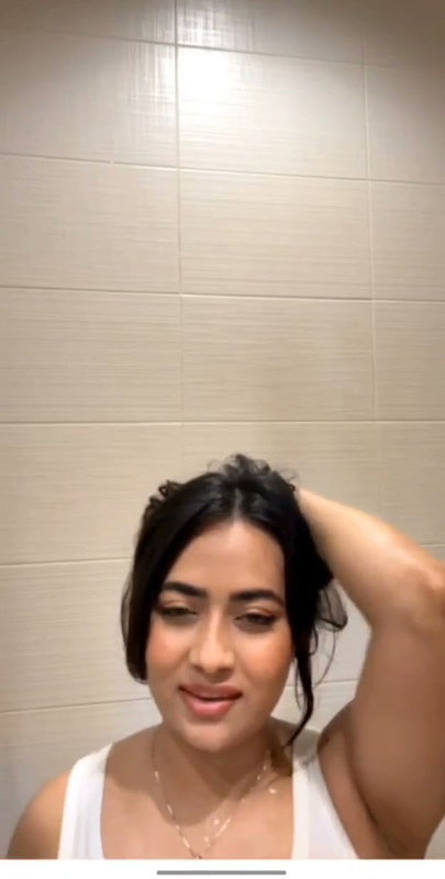 insta model   40 2  41