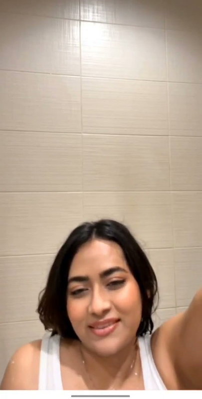 insta model   40 2  41