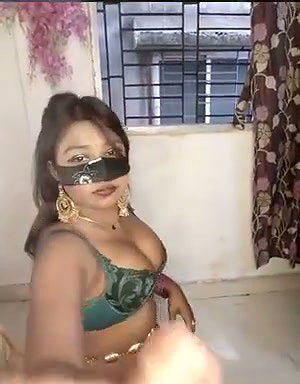beautiful sexy girl fuc with her bf on live