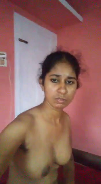Hot Village girl show her nude figure