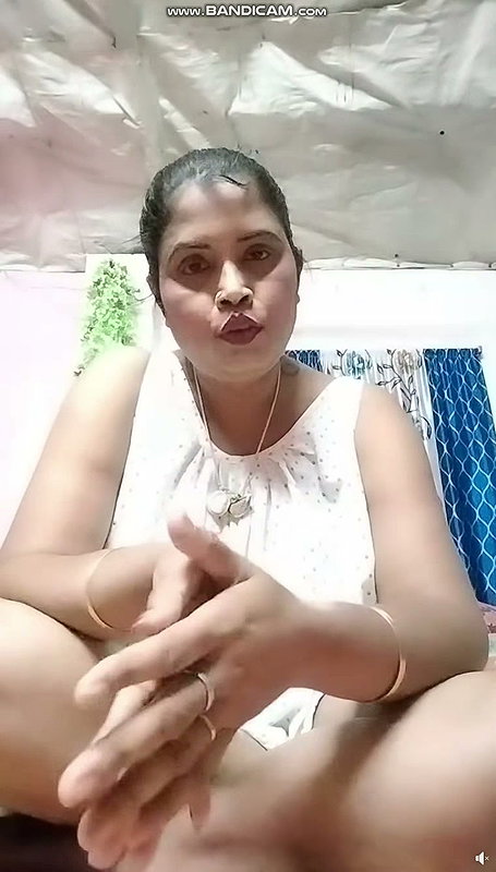 Hot youtuber bhabi 1