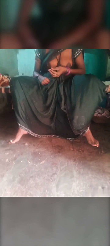 bhabhi showing pussy
