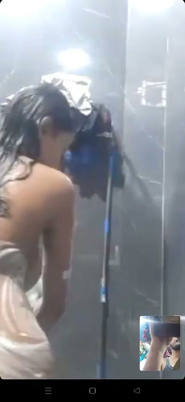 Payal bathing  show on video call