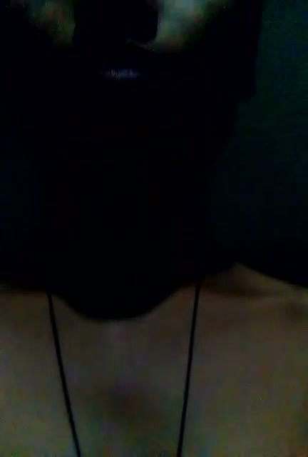 Aunty closely show her naked body