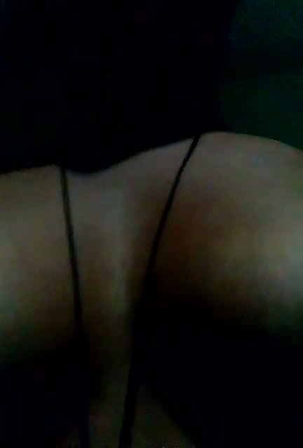 Aunty closely show her naked body