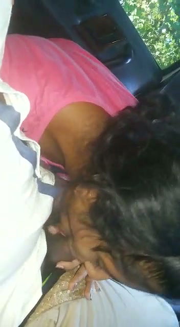 Hot girl Blowjob inside the car