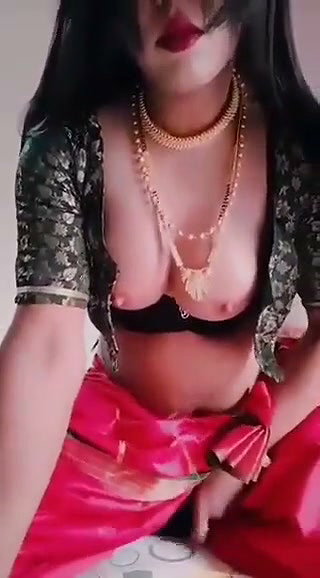 Hot shemale show her boobs and dick