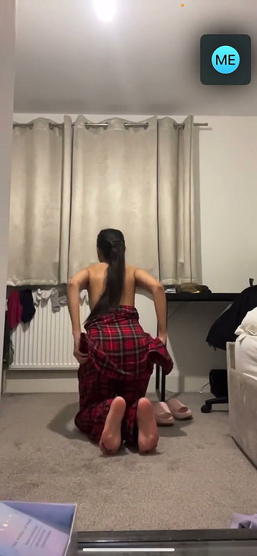 Desi babe showing her body on facetime