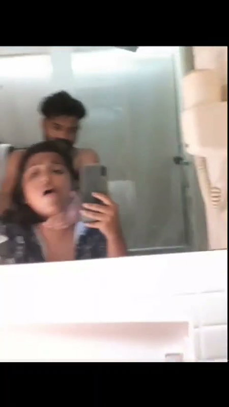 Wild girl giving Blowjob  fuck hard