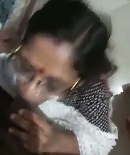 Mature aunty Blowjob her husband