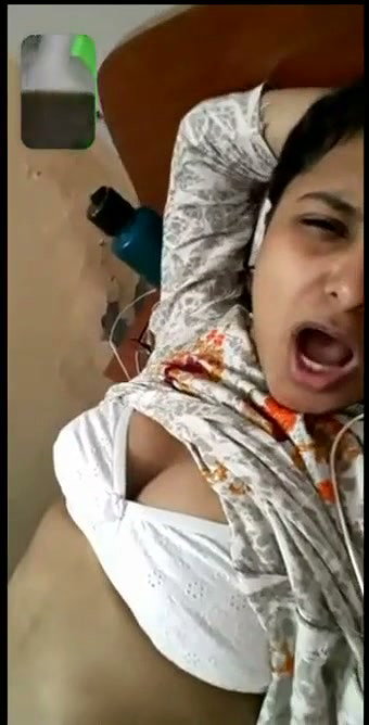 Girl show her boobs on video call
