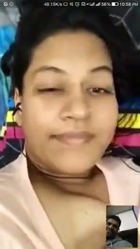 Girl showing her boobs on vc