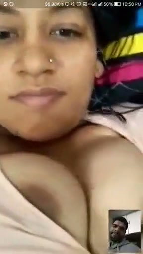 Girl showing her boobs on vc
