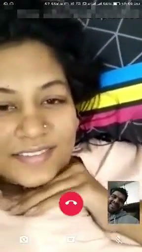 Girl showing her boobs on vc