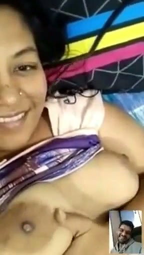 Girl showing her boobs on vc