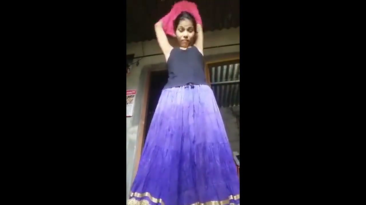 Village girl undress her clothe and show